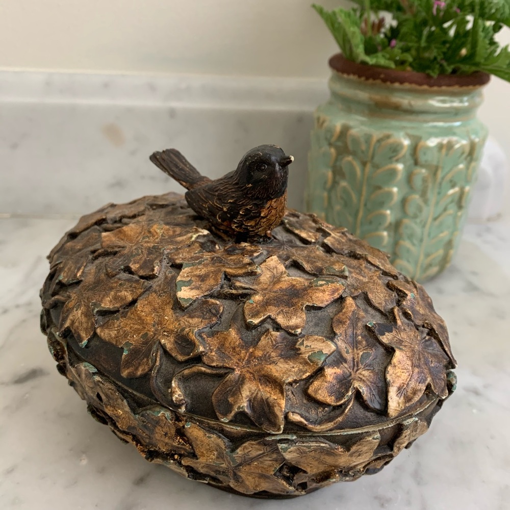 Resin Bird and Leaves Storage Box